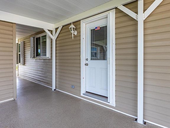 4th image of 8490 Labelia Court