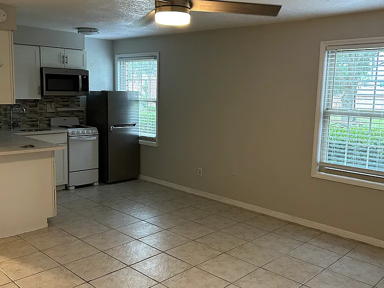 525 Georgetown Dr #Z — Photo 1