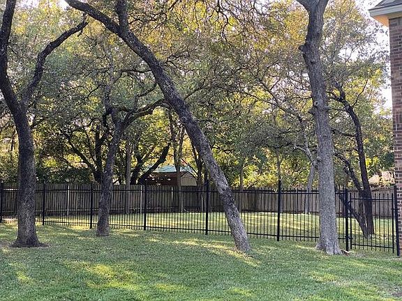 5th image of 11206 Yucca Dr