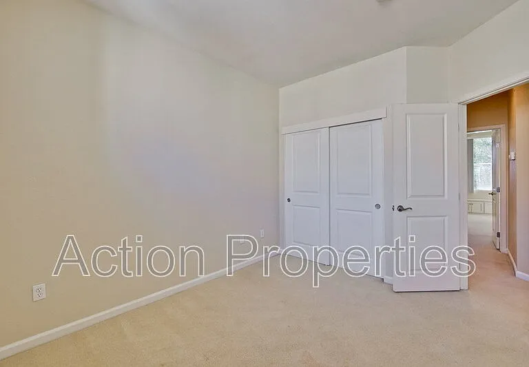 169 Bel Air Ct — Photo 15
