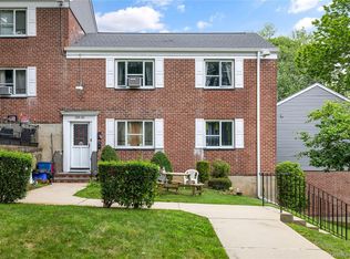224-02 Stronghurst Avenue #208, Queens Village, NY 11427