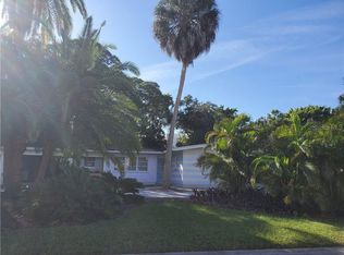 754 Indian Beach Cir, Sarasota, FL 34234