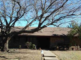 232 Oklahoma Ave, Hewitt, TX 76643
