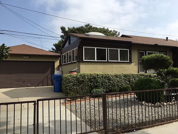 2nd image of 4272 Moore St #House