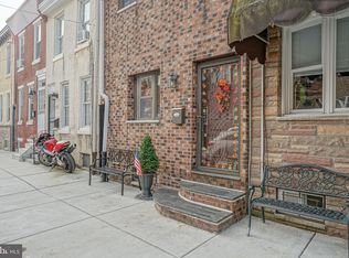 832 Cross St, Philadelphia, PA 19147