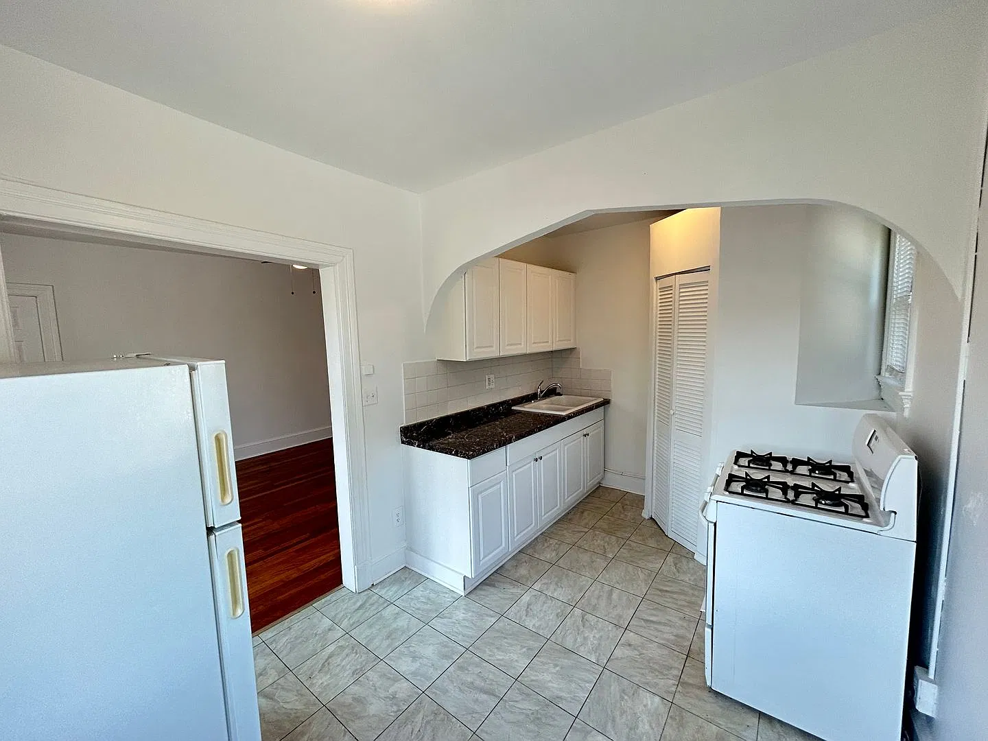 501 Peabody St NW — Photo 4