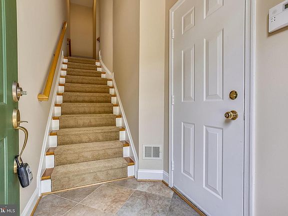 5th image of 14818 Potomac Corner Ln