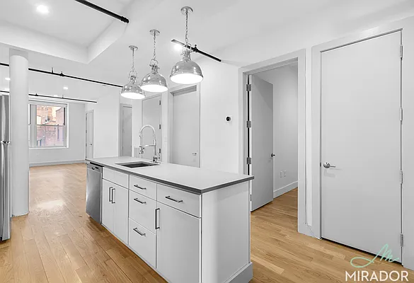 Rented by Mirador Real Estate | media 5