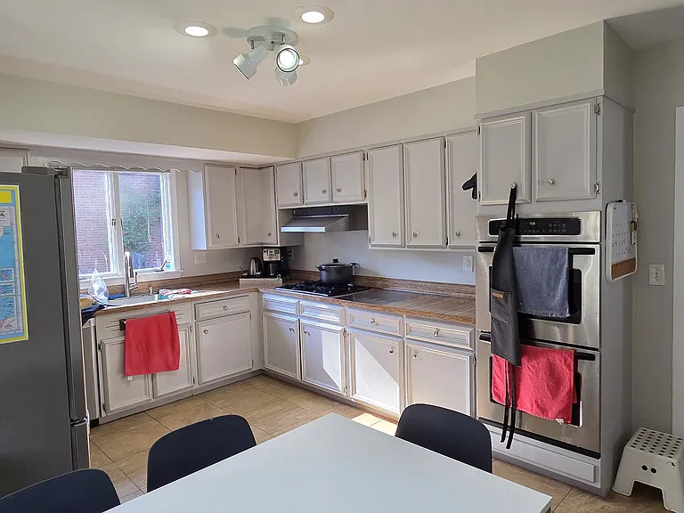 6004 Highboro Dr — Photo 7