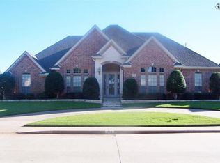 1514 Tanglewood Dr, Wichita Falls, TX 76309