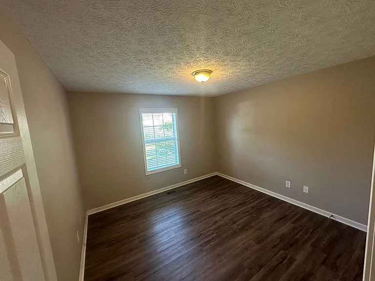 3222 Briarhill Ct — Photo 14