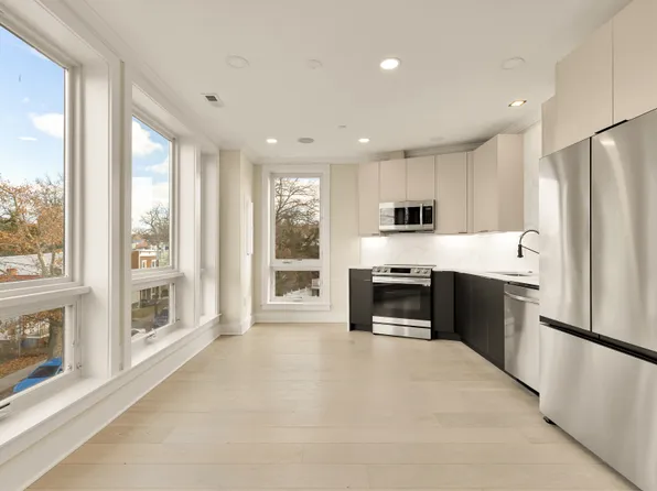 2305 Nicholson SE, Washington, DC