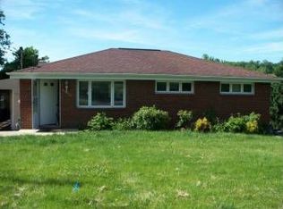9860 Joan Dr, North Huntingdon, PA