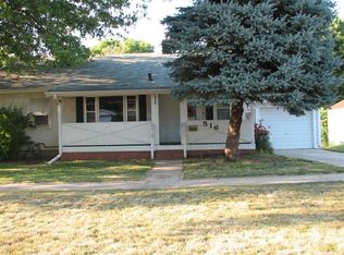 516 S 3rd Ave W, Newton, IA 50208