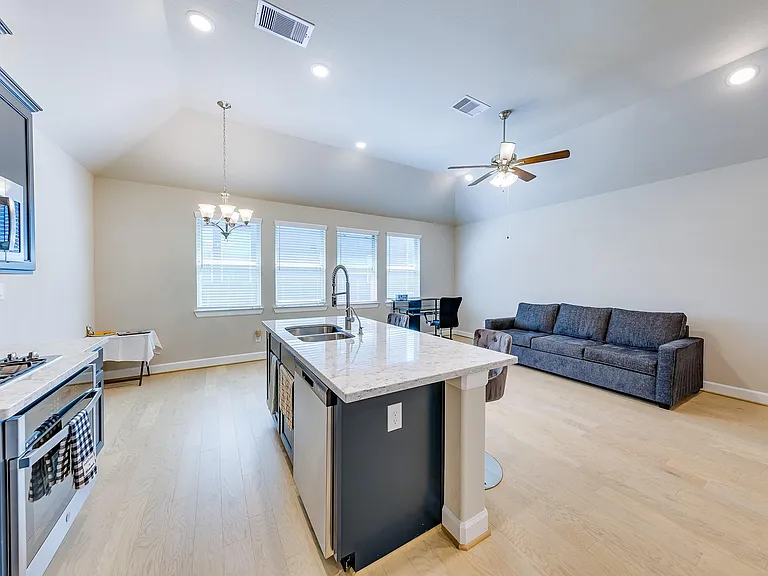 11913 Briarwood Hill Way — Photo 6