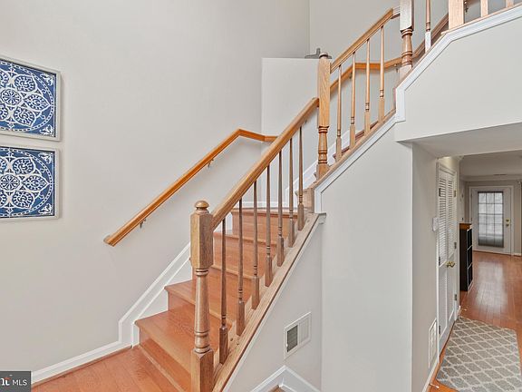 4th image of 11477 Carriage Gate Ct