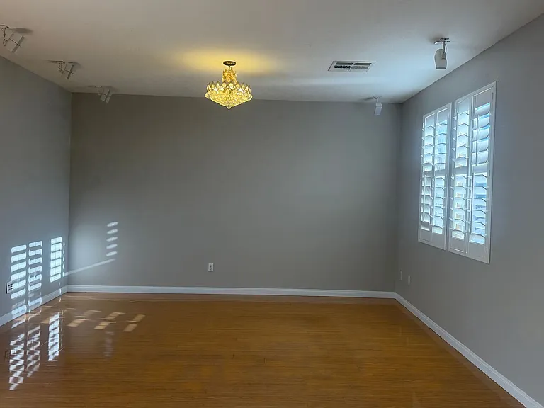 10085 Natchez Trace St — Photo 7