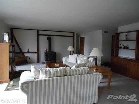 5th image of 21966 Buffalo Ln
