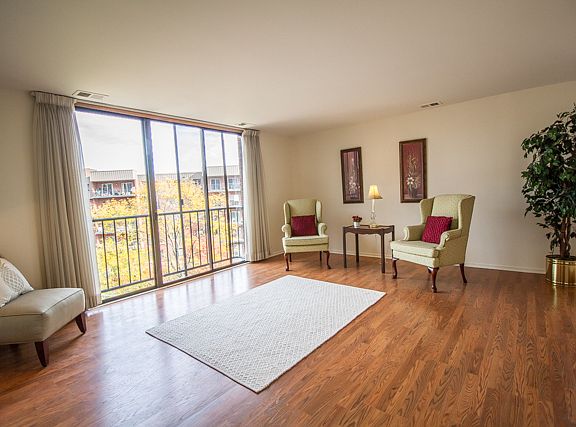 3rd image of 111 Acacia Dr APT 408