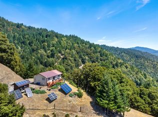 745 Applewood Rd, Honeydew, CA 95545