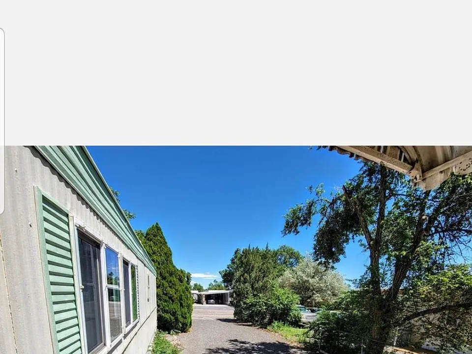 96 E Kipling Dr