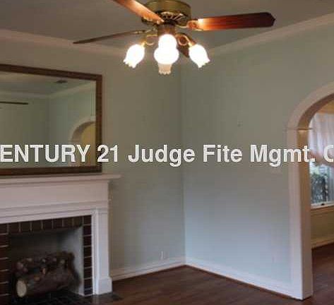 4th image of 3608 McFarlin Blvd
