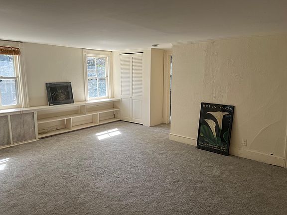 3rd image of 73 Laurel Ave Floor 2