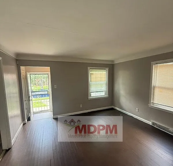 11366 Ward Ave — Photo 1