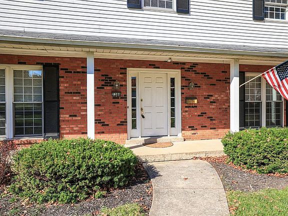 3rd image of 7386 Appleridge Ct