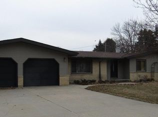 318 N Main St, Gilman, IA 50106
