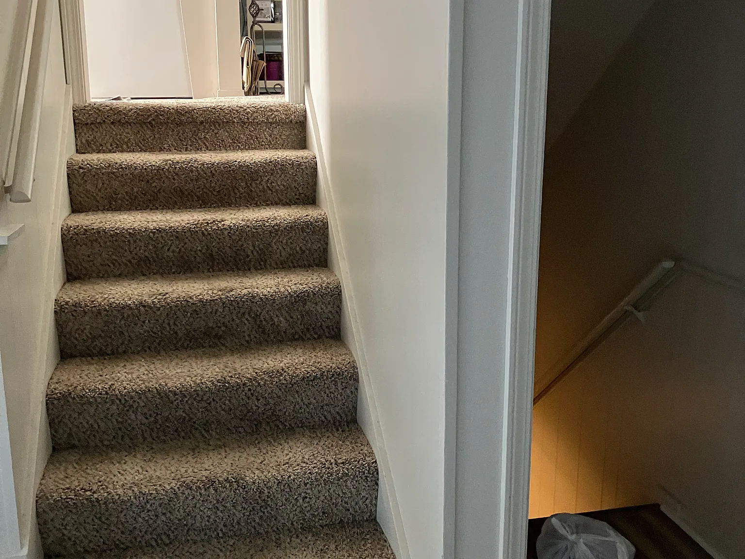 3 bed, 1.5 bath, $1,600 — Photo 2
