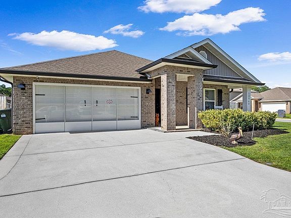4th image of 10560 Queens Gate Cir