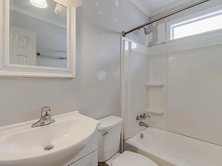 1400 Dreher St — Photo 5
