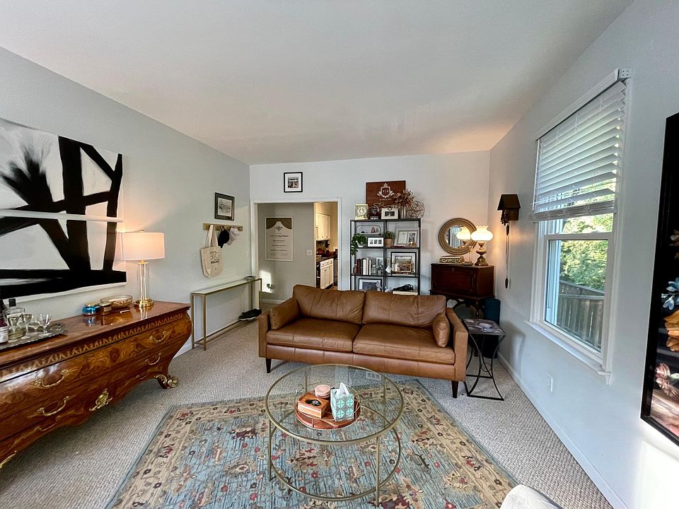 1st image of 3862 Isabella Ave #2
