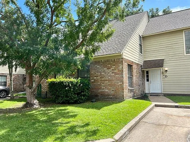 1500 W Esplanade Ave #29D