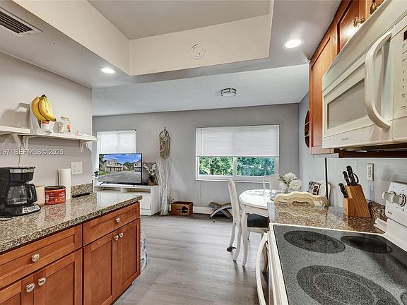 5th image of 2218 NW 59th Way #63-B