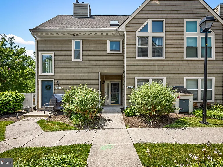 7648 Stony Creek Ln — Photo 25