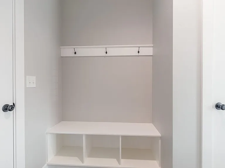 2640 N Silver Wolf Ave — Photo 51