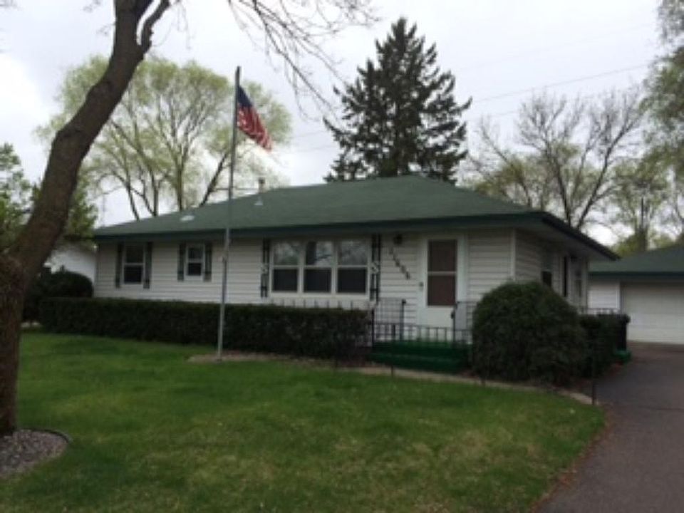 1st image of 11606 N Heights Dr NW