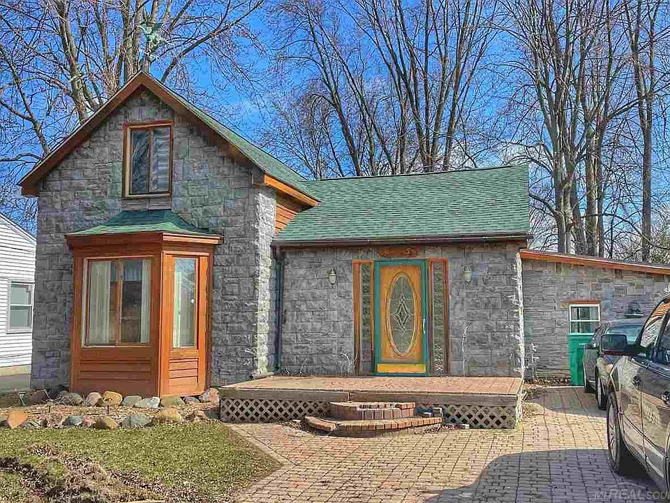 51356 Base St, New Baltimore, MI 48047 Zillow