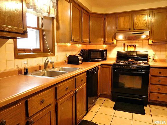5th image of 103 E Green Ave