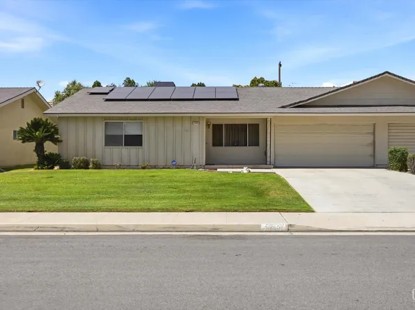 5720 Cypress Point Dr, Bakersfield, CA 93309