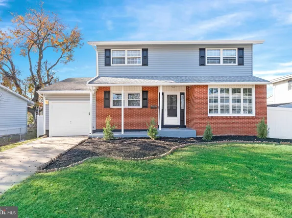 1011 Mayflower Dr, Newark, DE 19711