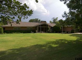 1925 Comanche Trl, Enid, OK 73703