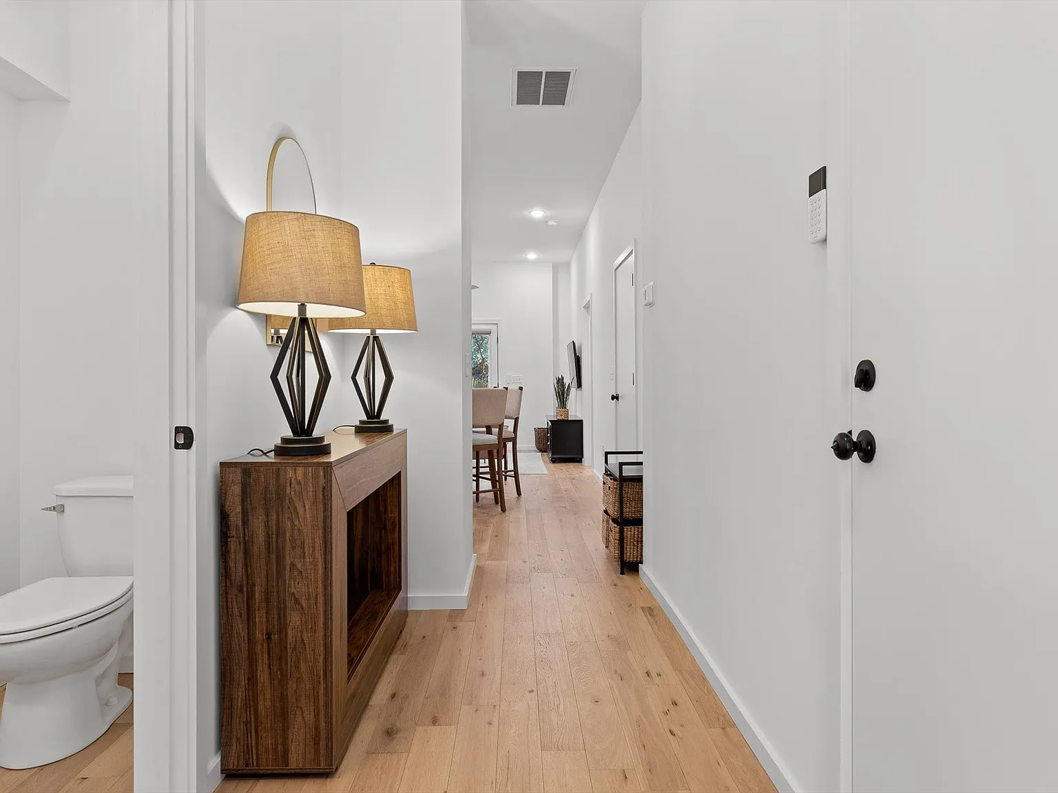 3 bed, 2.5 bath, 1491 sqft, $2,750 — Photo 3