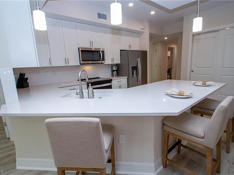 268 Indies Dr E #102 — Photo 10