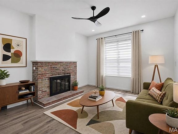 2nd image of 3824 S Compton Ave