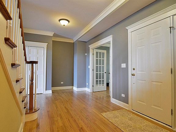 4th image of 903 Oak Crest Ln