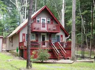 113 Marcel Dr, Dingmans Ferry, PA