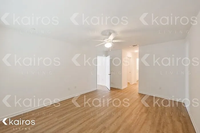 11405 Camden Court Cir — Photo 9